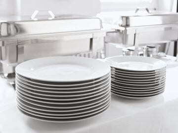 Посуда и столовые приборы для кейтеринга в аренду и напрокат в Иркутске